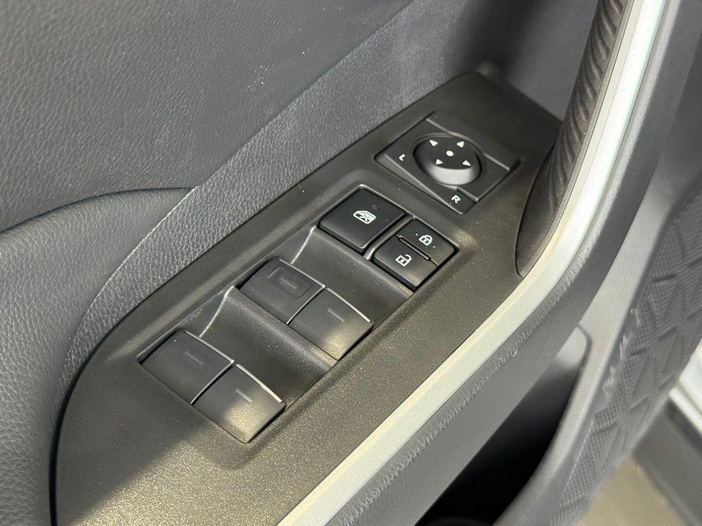 new 2025 Toyota RAV4 car