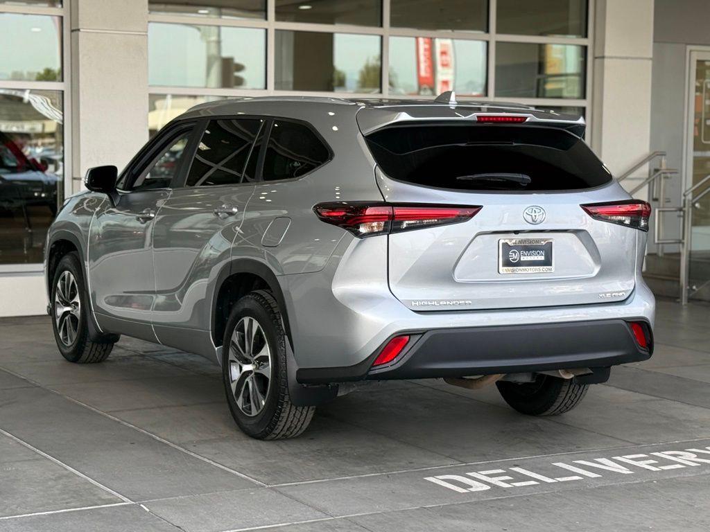 used 2024 Toyota Highlander car, priced at $37,505