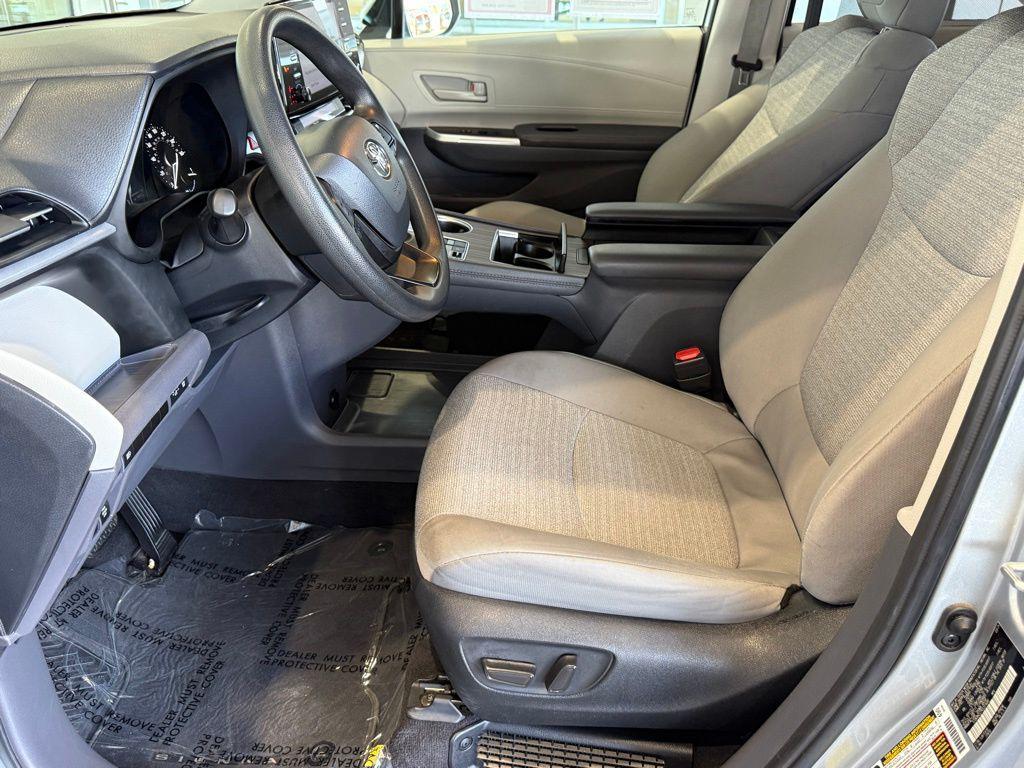 used 2024 Toyota Sienna car, priced at $35,784