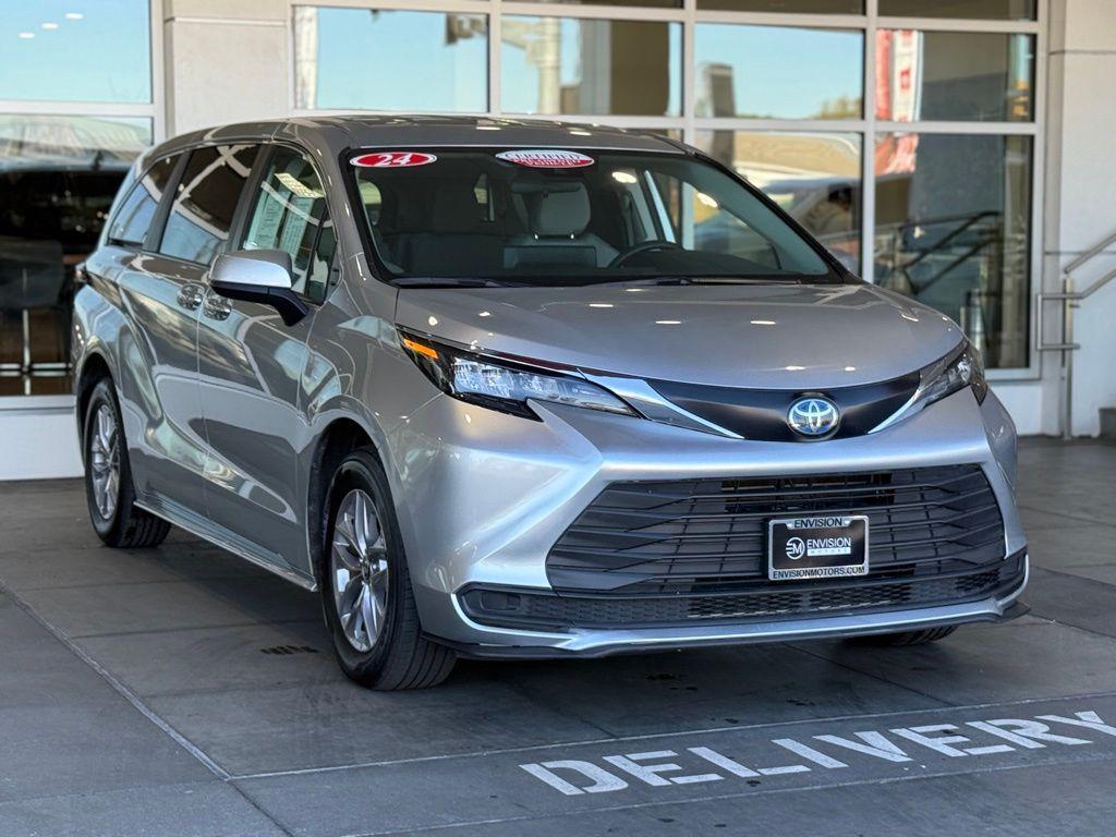 used 2024 Toyota Sienna car, priced at $35,784