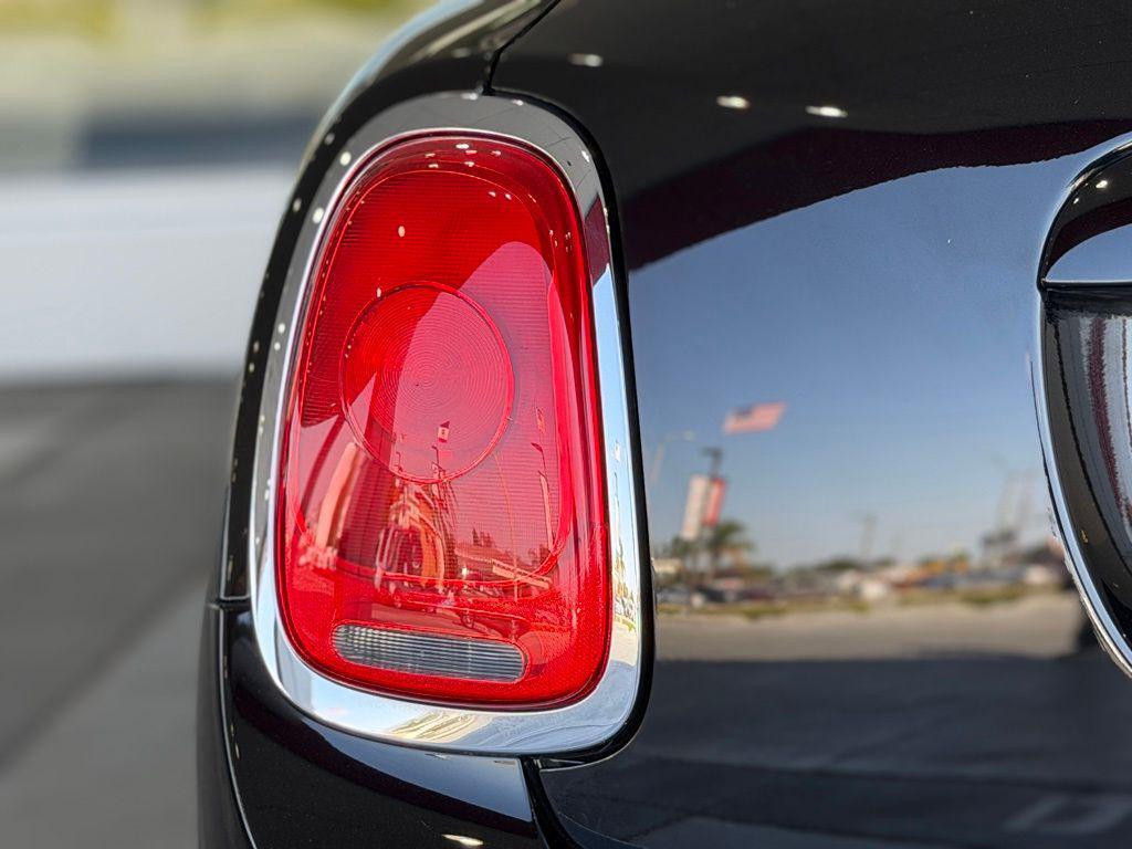 used 2018 MINI Hardtop car, priced at $11,988