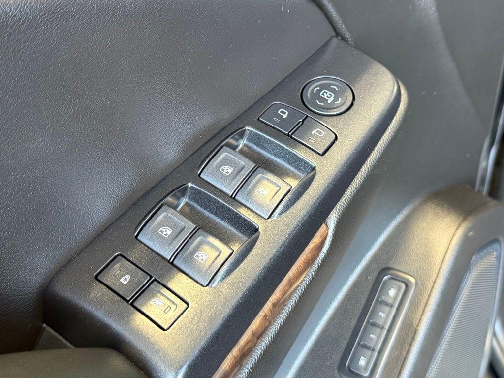 used 2019 Chevrolet Suburban car, priced at $21,599