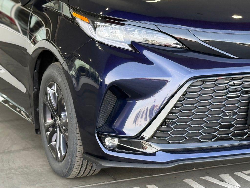 new 2026 Toyota Sienna car, priced at $53,034
