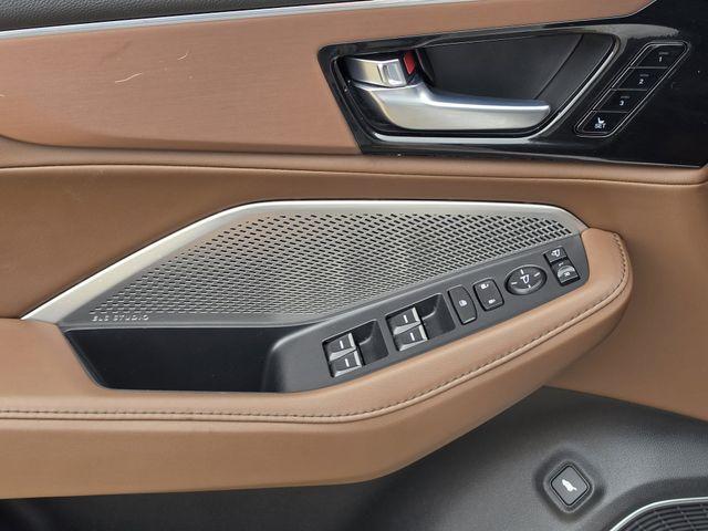 used 2023 Acura MDX car, priced at $44,714