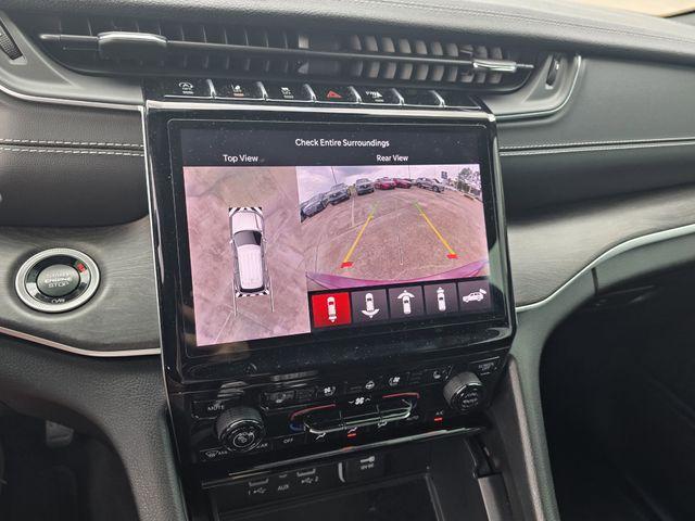used 2025 Jeep Grand Cherokee car, priced at $39,993