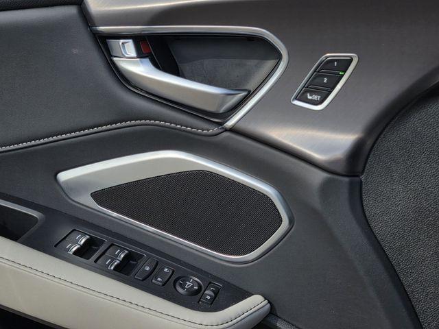 used 2025 Acura RDX car, priced at $45,998