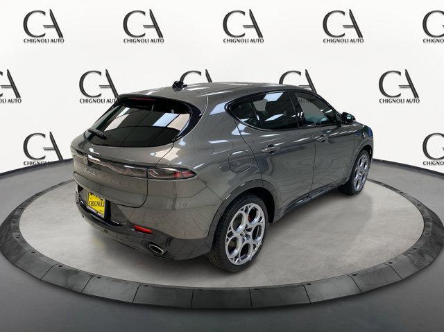 used 2024 Alfa Romeo Tonale car, priced at $28,000