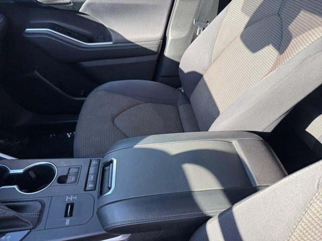 used 2022 Toyota Highlander car, priced at $25,399