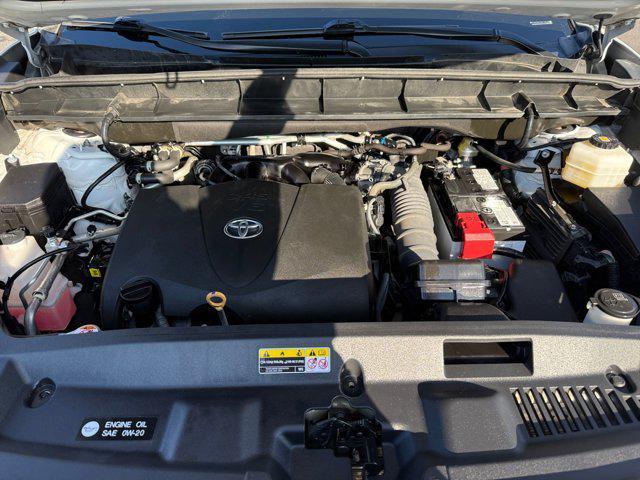 used 2022 Toyota Highlander car, priced at $25,399