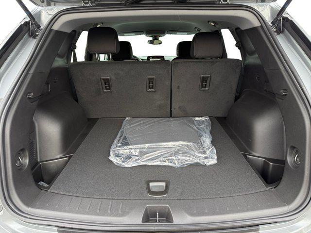 new 2025 Chevrolet Blazer car, priced at $38,580