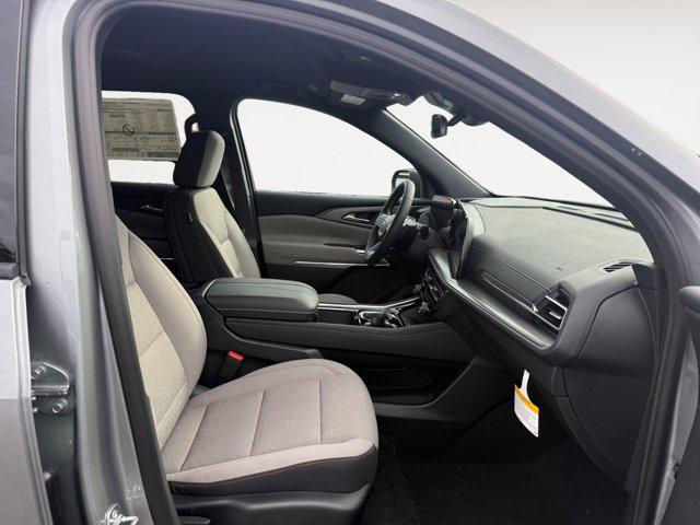 new 2026 Chevrolet Traverse car, priced at $44,315