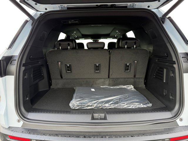 new 2026 Chevrolet Traverse car, priced at $58,450