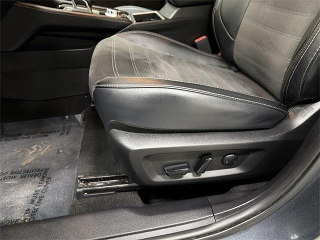 used 2024 Mitsubishi Outlander car, priced at $23,997