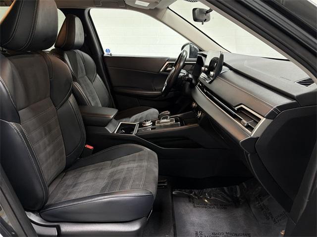 used 2024 Mitsubishi Outlander car, priced at $23,997
