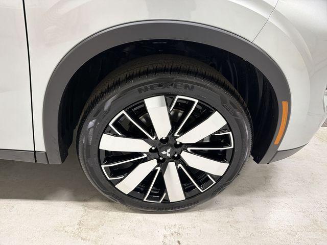 new 2026 Mitsubishi Outlander car, priced at $36,040