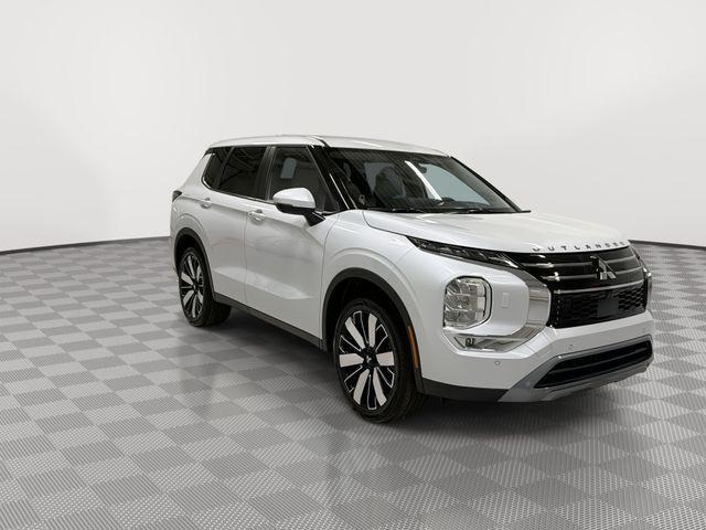 new 2026 Mitsubishi Outlander car, priced at $36,570