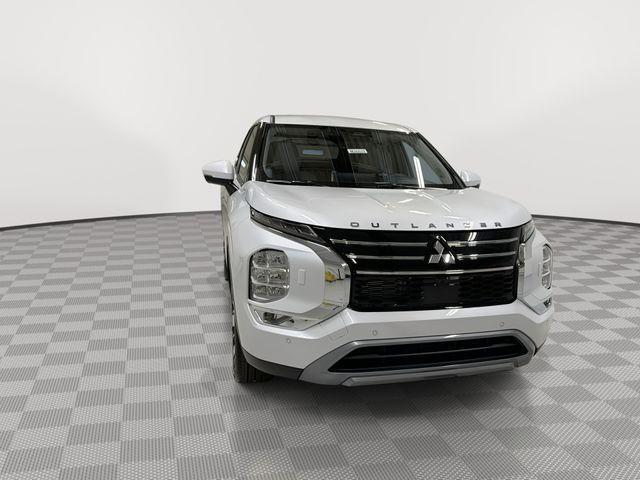 new 2026 Mitsubishi Outlander car, priced at $36,570