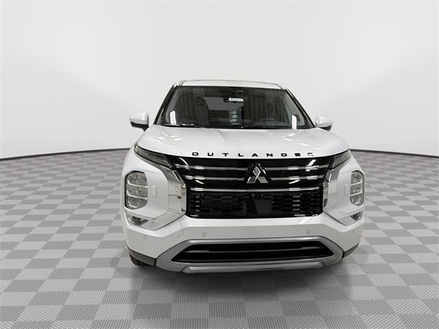 new 2026 Mitsubishi Outlander car, priced at $38,012