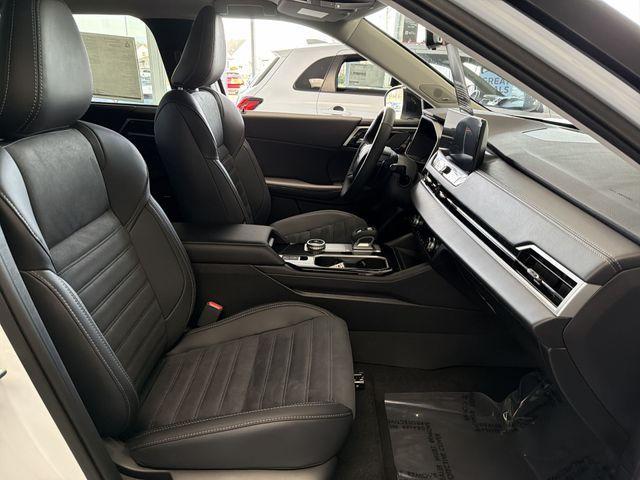 new 2026 Mitsubishi Outlander car, priced at $39,843