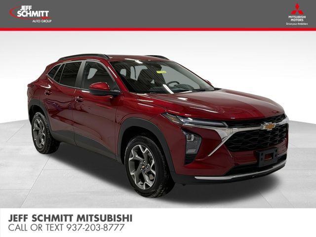 used 2025 Chevrolet Trax car, priced at $20,842