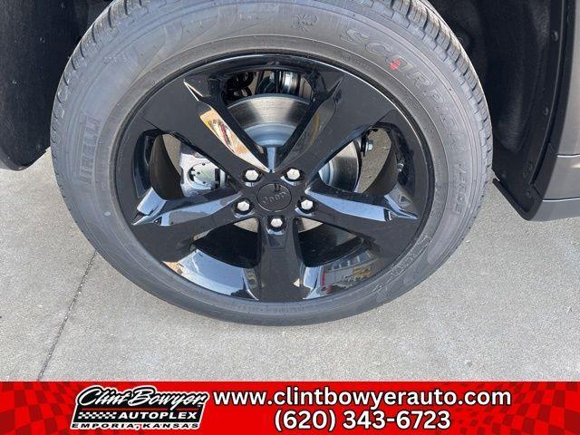 new 2025 Jeep Grand Cherokee car, priced at $48,483