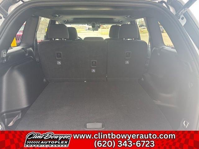 new 2025 Jeep Grand Cherokee car, priced at $37,241