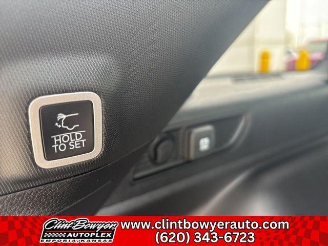 new 2025 Jeep Grand Cherokee car, priced at $37,241