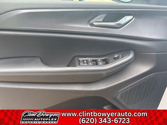 new 2025 Jeep Grand Cherokee car, priced at $37,241