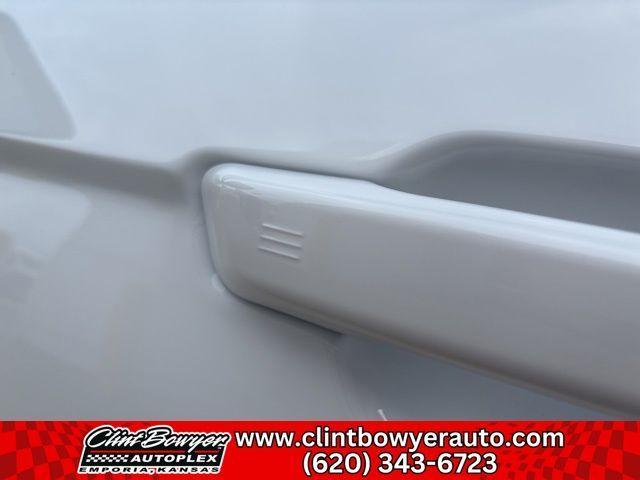 new 2025 Jeep Grand Cherokee car, priced at $37,241