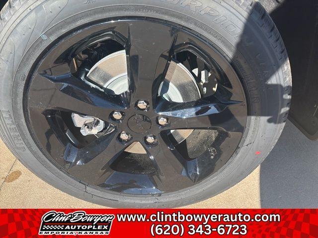 new 2025 Jeep Grand Cherokee L car, priced at $51,533