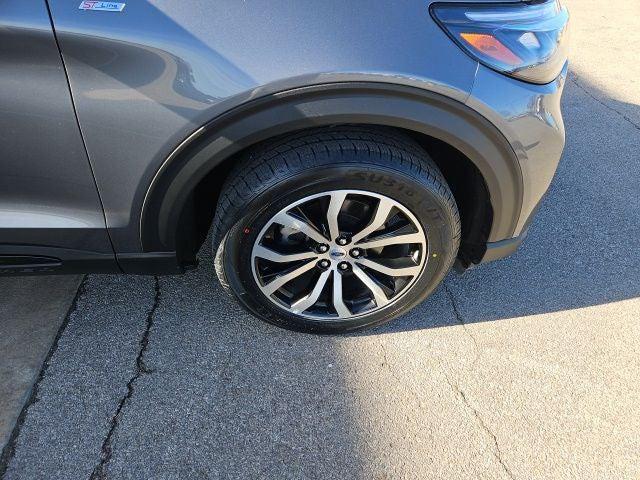 used 2025 Ford Explorer car, priced at $38,563