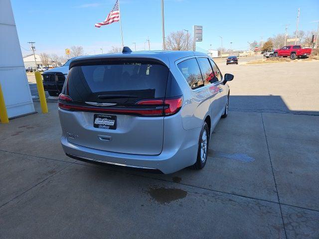 used 2024 Chrysler Pacifica car, priced at $25,563