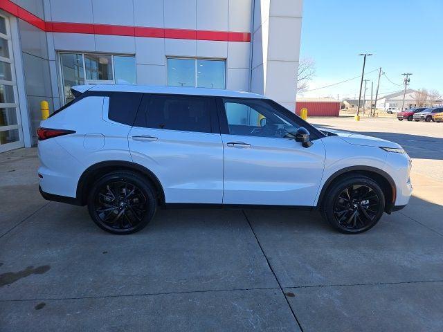 used 2024 Mitsubishi Outlander car, priced at $24,763