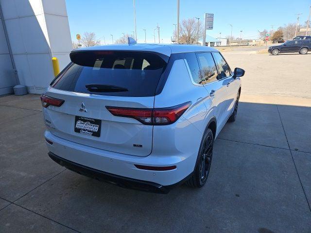 used 2024 Mitsubishi Outlander car, priced at $24,763