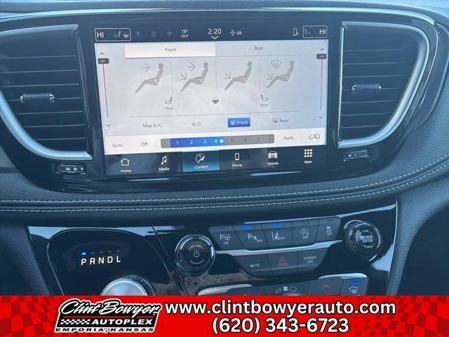 new 2025 Chrysler Pacifica car, priced at $43,415