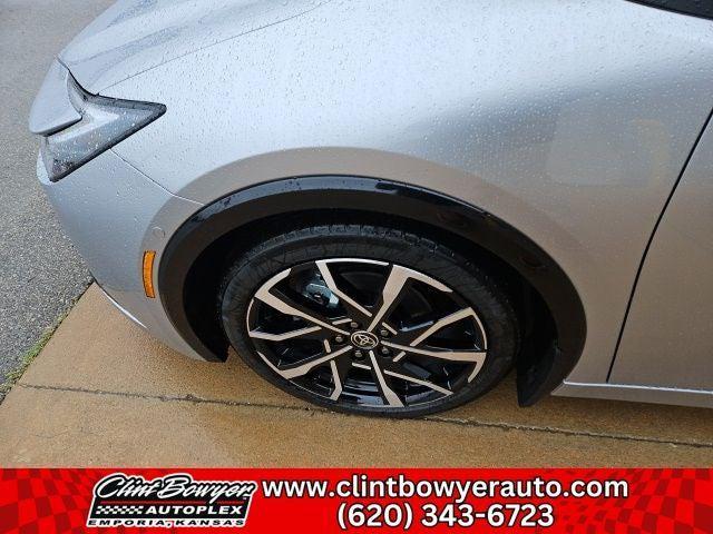 new 2026 Toyota Prius Plug-In Hybrid car, priced at $44,725