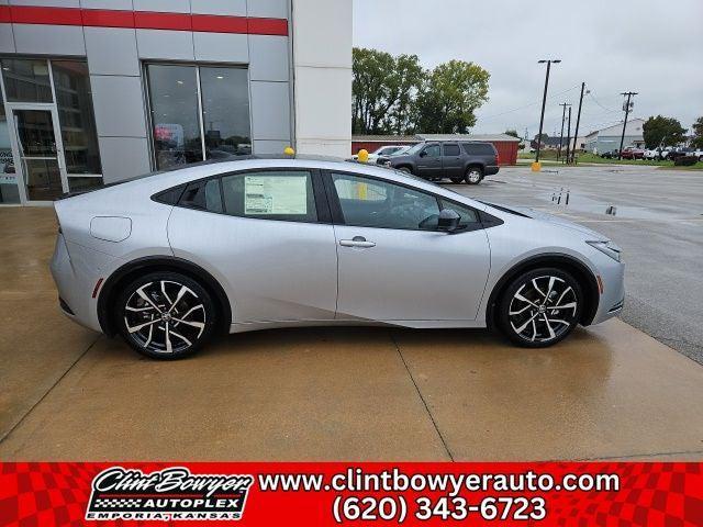 new 2026 Toyota Prius Plug-In Hybrid car, priced at $44,725