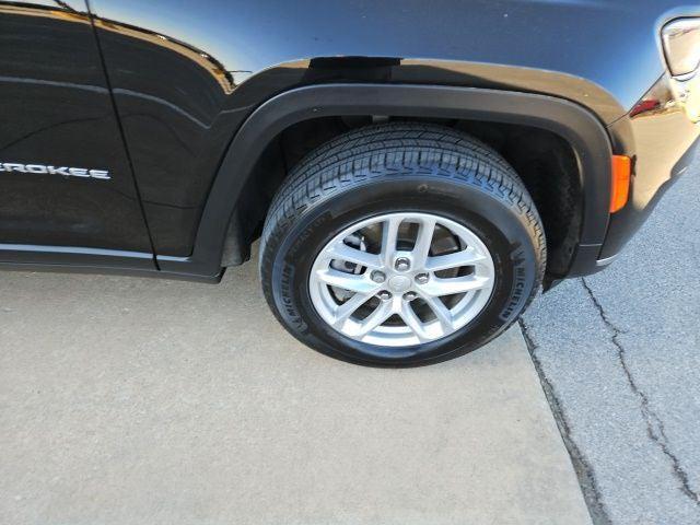 used 2023 Jeep Grand Cherokee L car, priced at $28,263