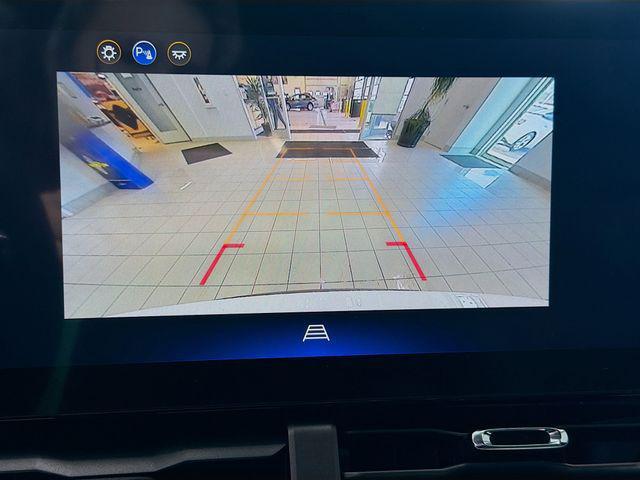 new 2026 Chevrolet Equinox car, priced at $24,979