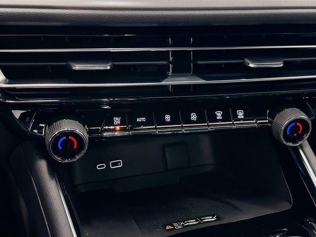 new 2026 Chevrolet Traverse car, priced at $36,415