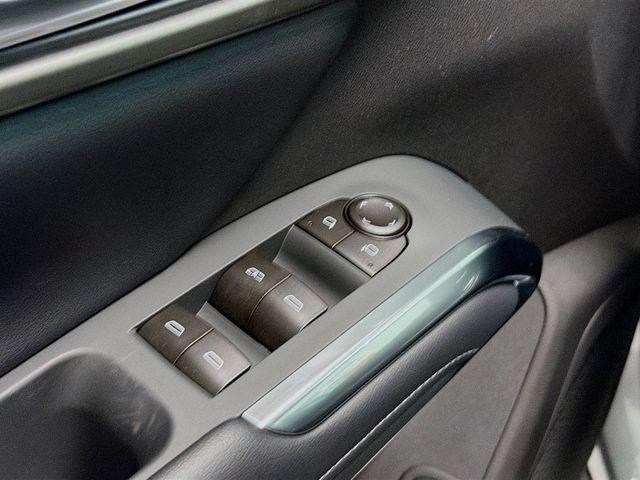 new 2026 Chevrolet Traverse car, priced at $36,415