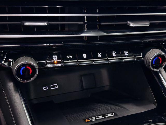 new 2026 Chevrolet Traverse car, priced at $39,230