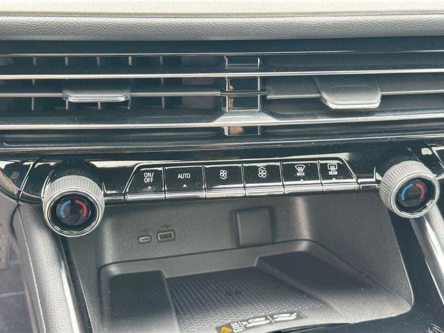 new 2025 Chevrolet Traverse car, priced at $44,650