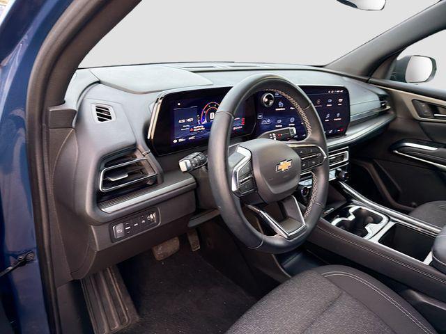 used 2025 Chevrolet Traverse car, priced at $35,379