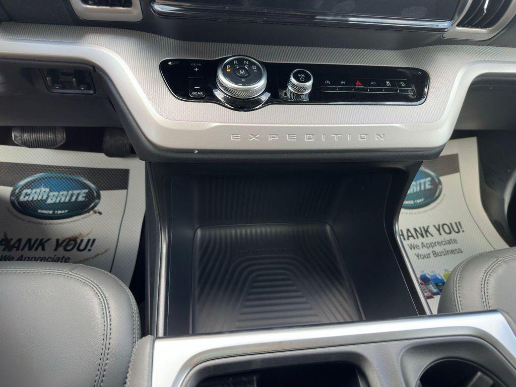 new 2026 Ford Expedition Max car, priced at $75,425