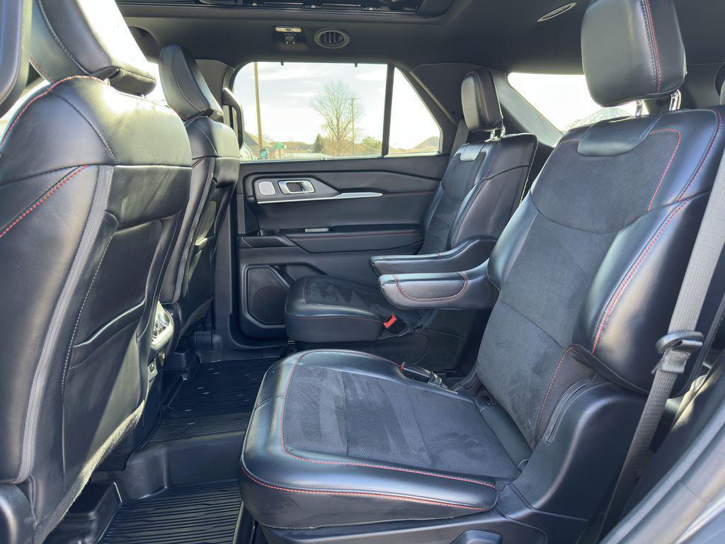 used 2025 Ford Explorer car, priced at $47,836