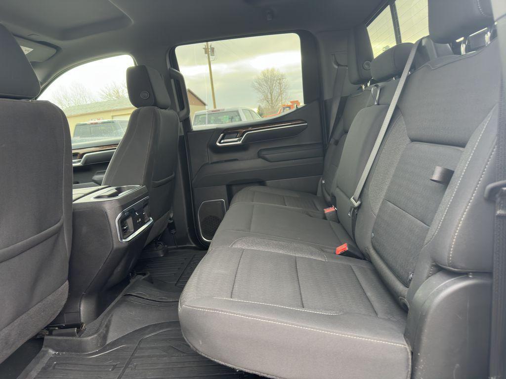 used 2025 GMC Sierra 1500 car, priced at $47,403