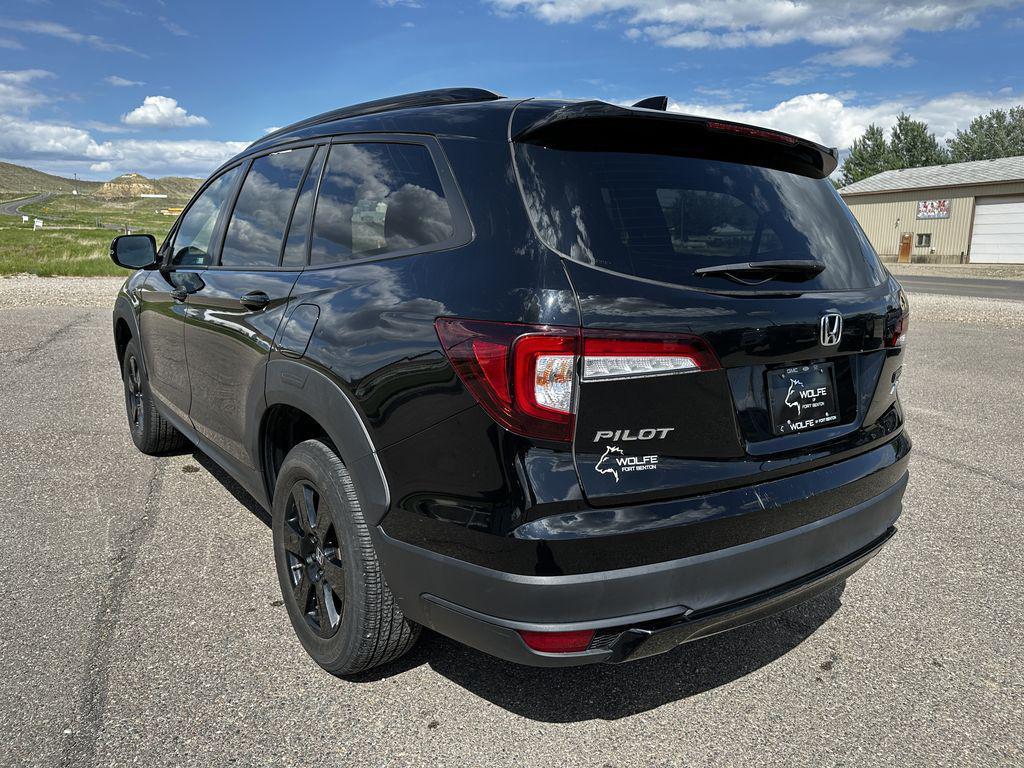 used 2022 Honda Pilot car, priced at $26,000