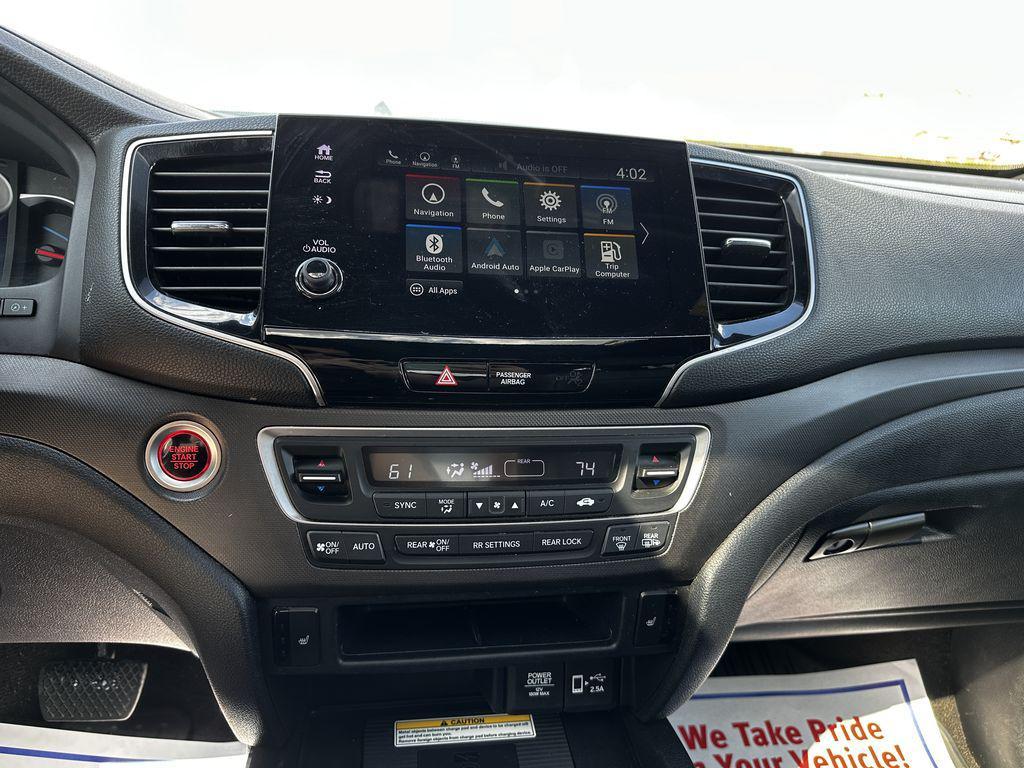 used 2022 Honda Pilot car, priced at $26,000