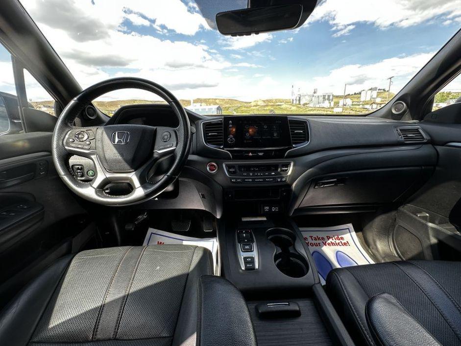 used 2022 Honda Pilot car, priced at $26,000